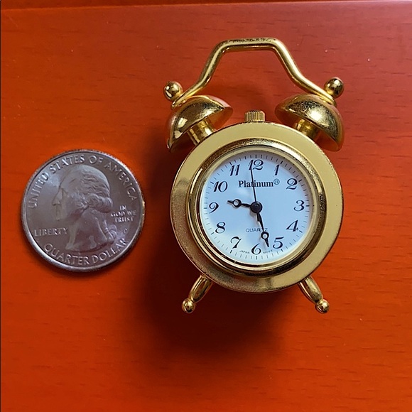 Platinum, gold plated solid brass, mini clock - Picture 4 of 4